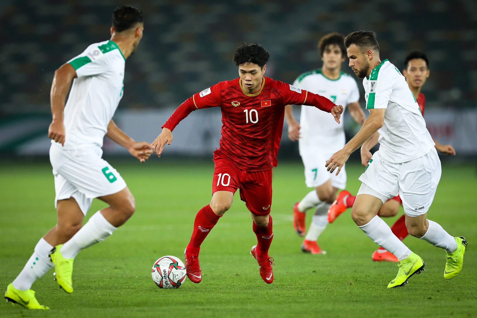 Tuyen Viet Nam bai tran cay dang truoc Iraq anh 9