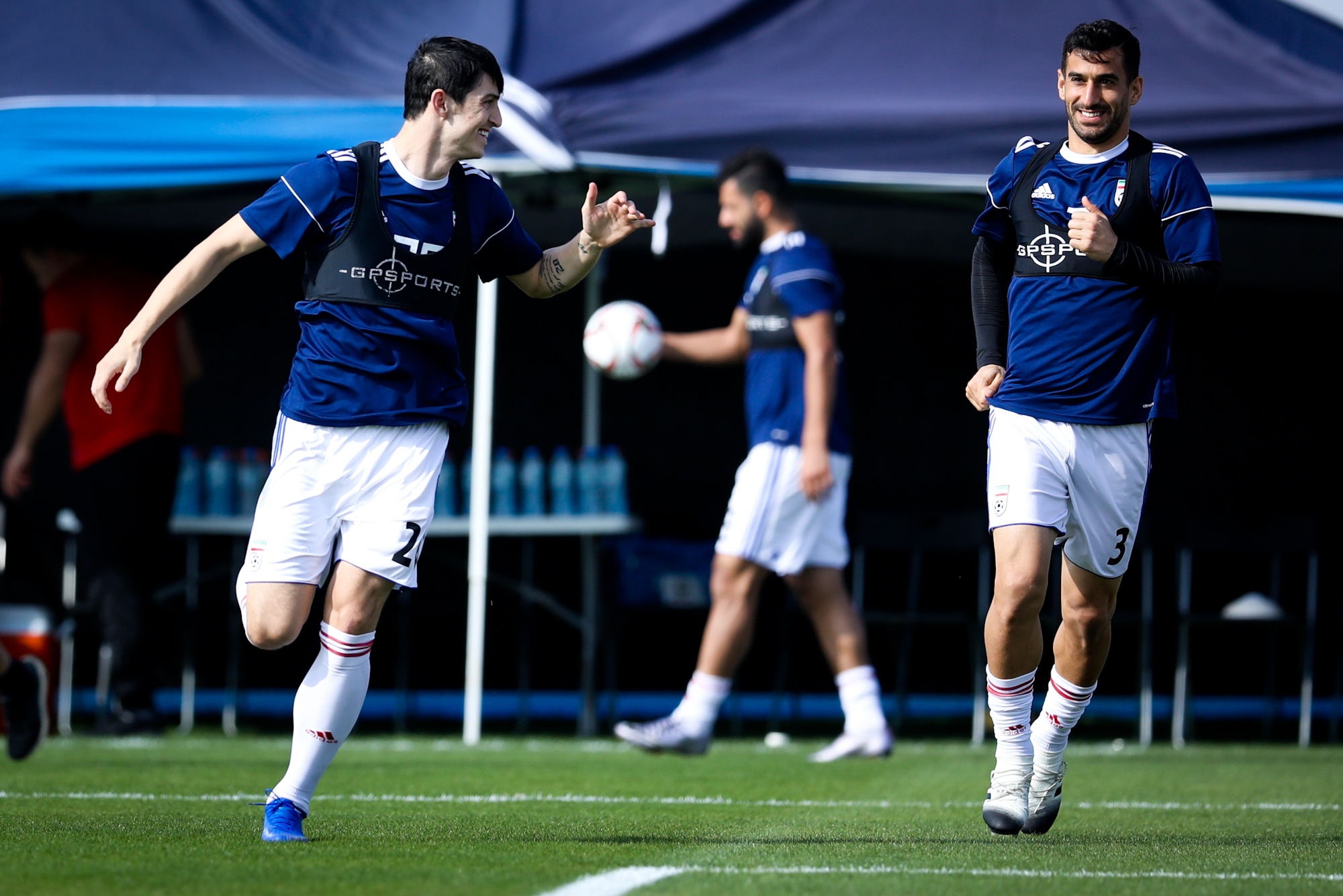 Thay tro Queiroz day tu tin truoc tran Viet Nam anh 1