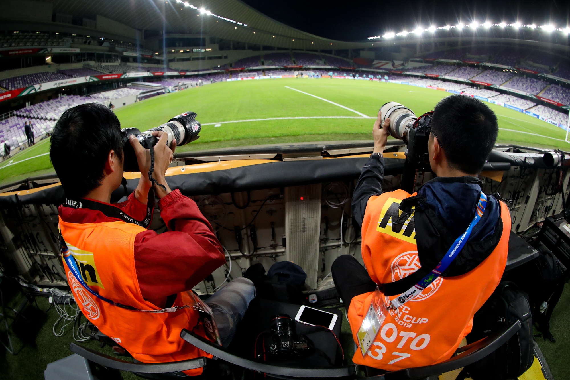 Sân đấu cuối tuyển Việt Nam đẹp như Allianz Arena ảnh 7 San dau cuoi tuyen Viet Nam dep nhu Allianz Arena anh 7