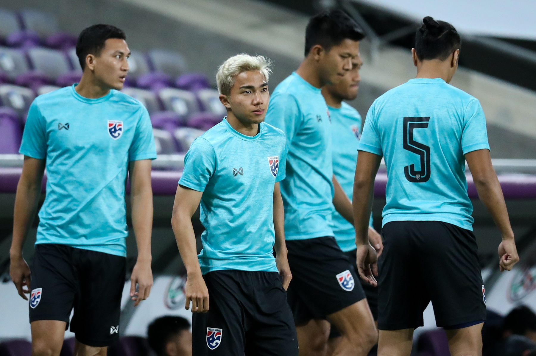 Messi Thai Lan cau nguyen truoc tran UAE anh 1