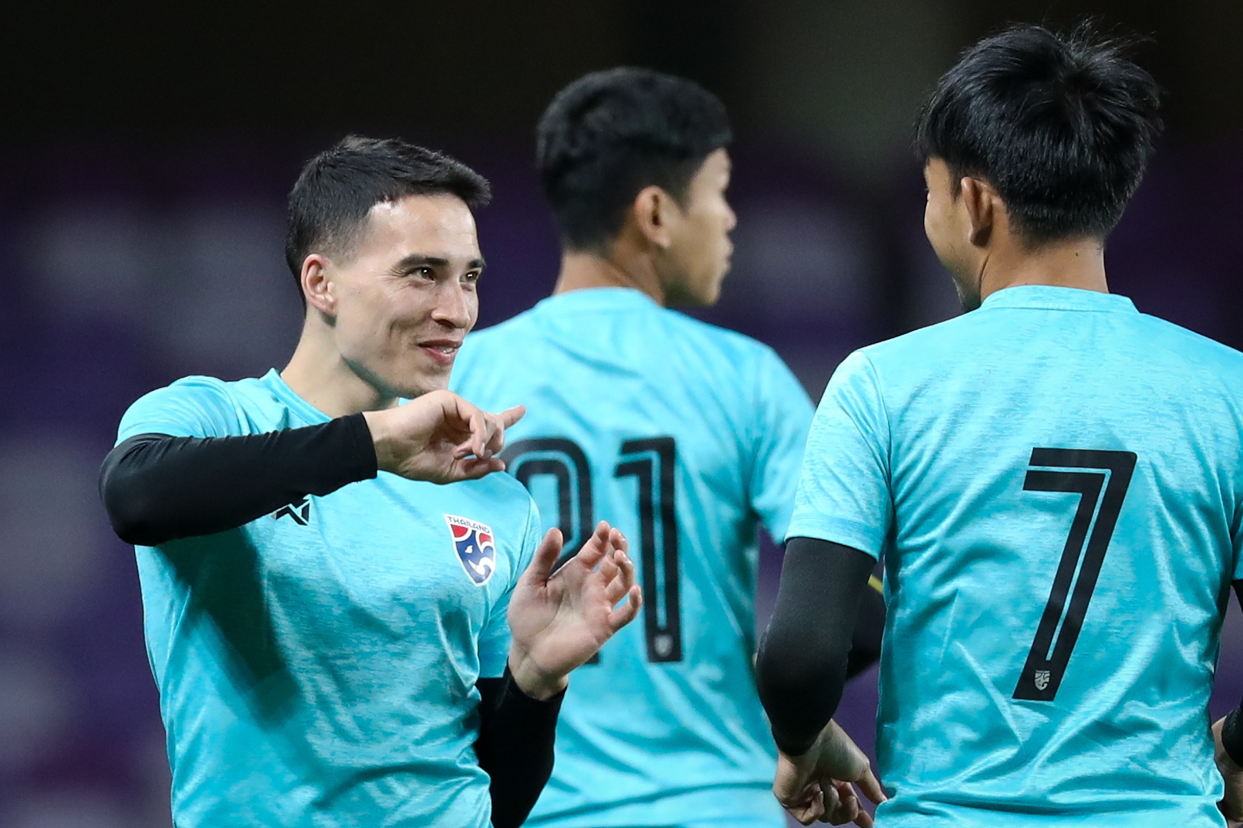 Messi Thai Lan cau nguyen truoc tran UAE anh 8