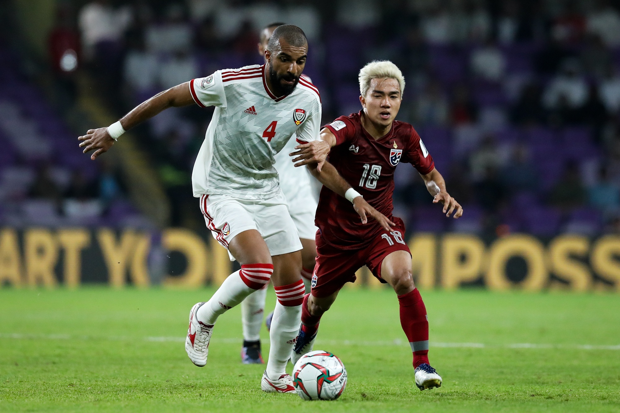 Chanathip the hien quyen luc anh 6