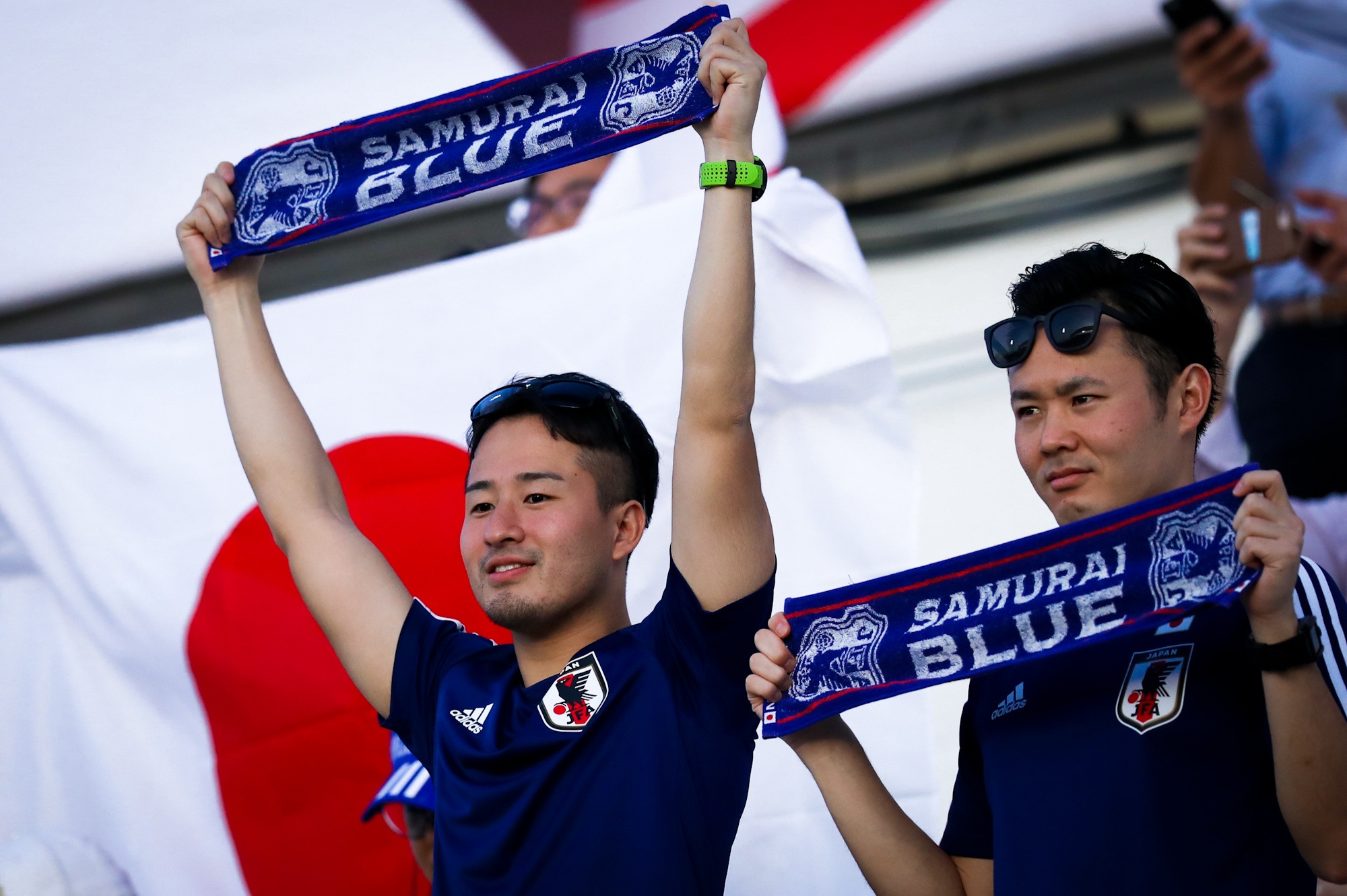 CDV Nhat Ban xinh dep,  rang ro truoc Uzbekistan anh 7