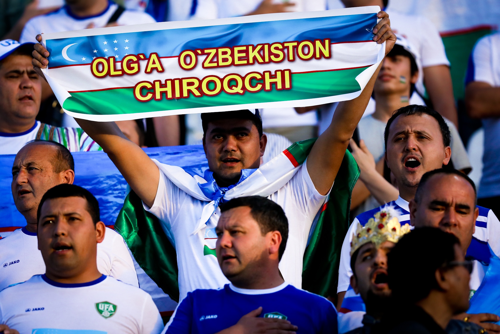 CDV Nhat Ban xinh dep,  rang ro truoc Uzbekistan anh 8