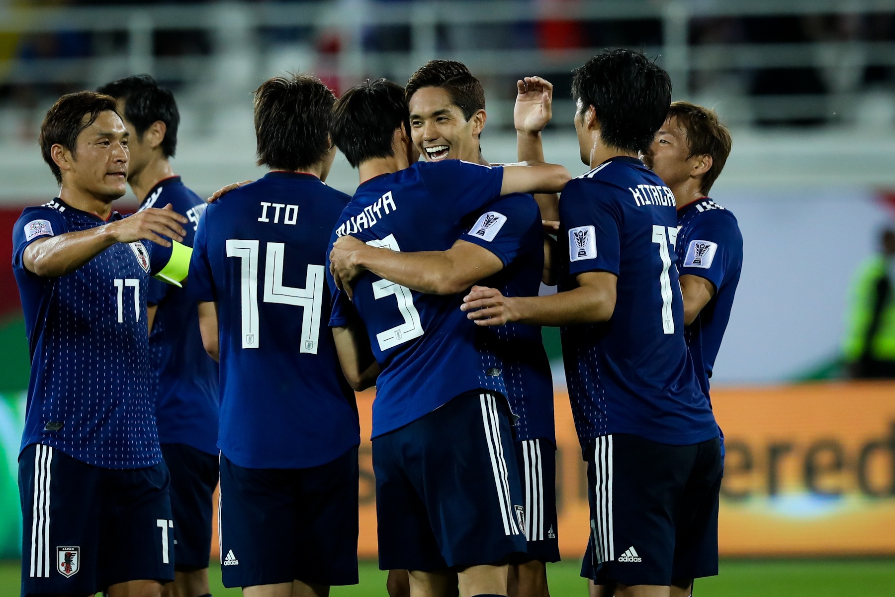 Hector Cuper noi gian vi Nhat Ban choi xau anh 12