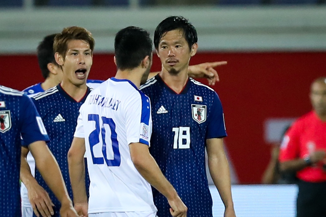 Hector Cuper noi gian vi Nhat Ban choi xau anh 6