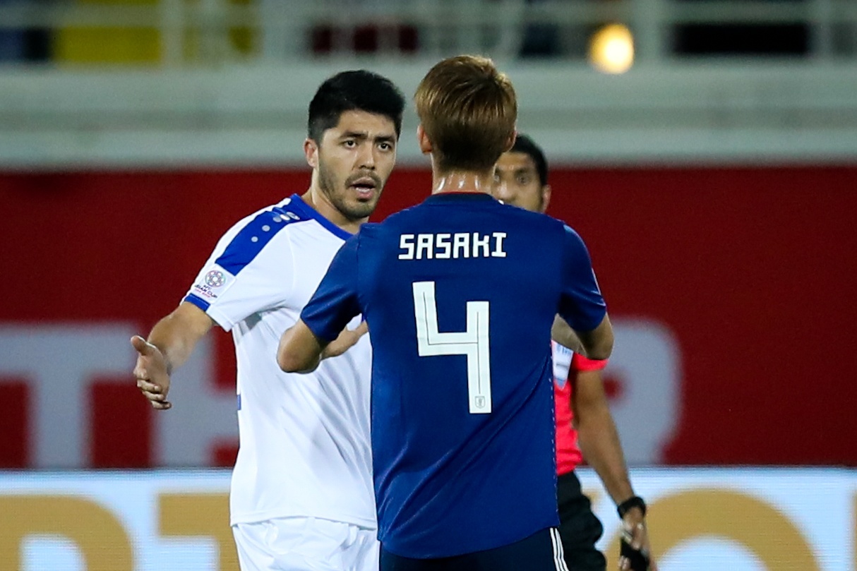 Hector Cuper noi gian vi Nhat Ban choi xau anh 7