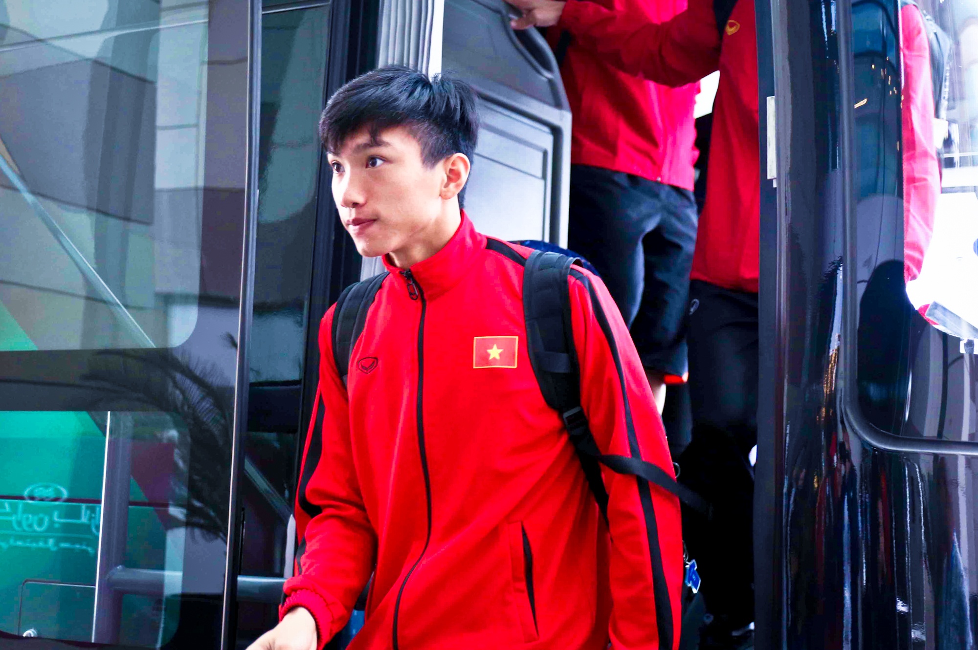 Tuyen Viet Nam da toi Dubai,  thuong thuc buffet anh 1