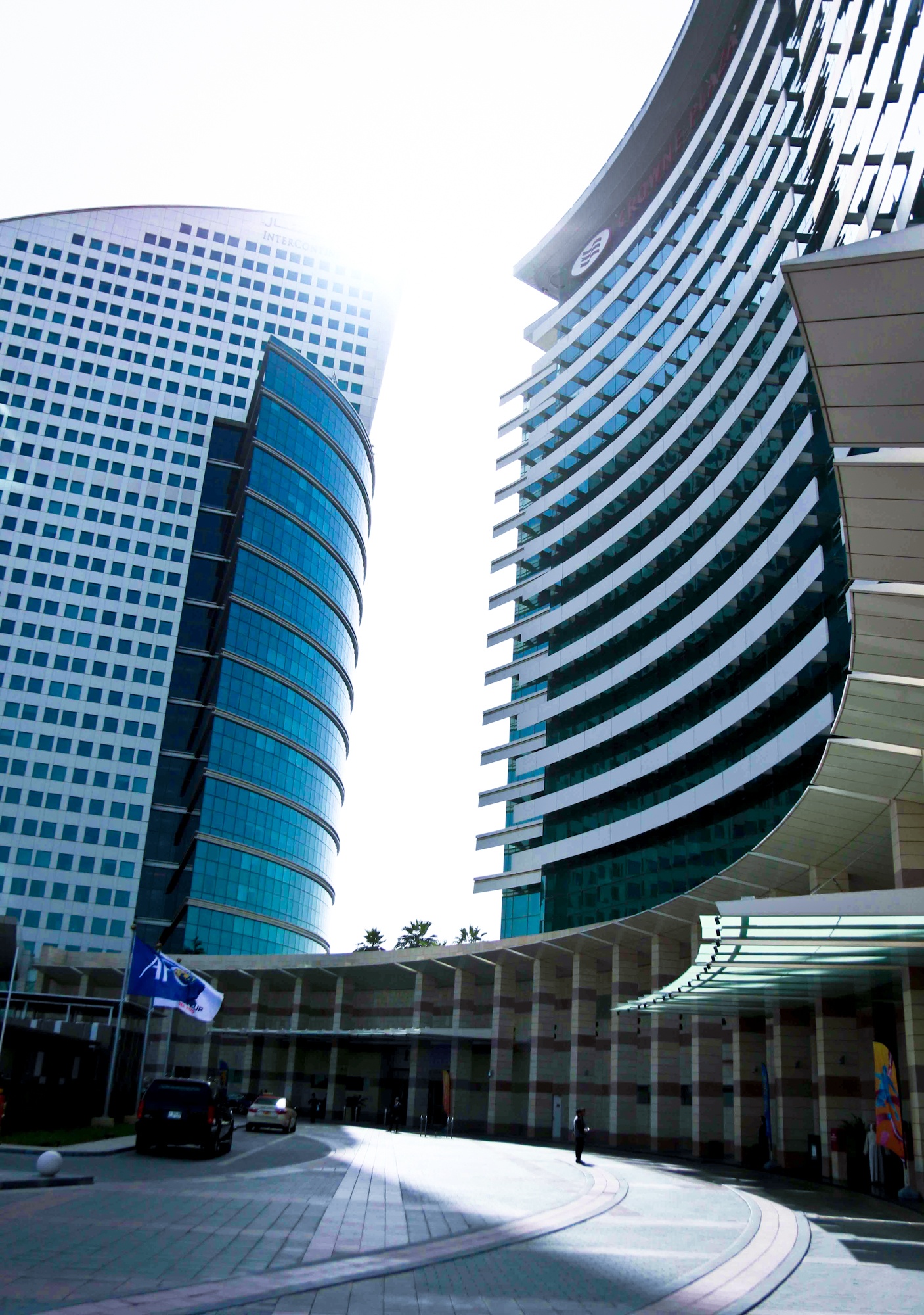 Tuyen Viet Nam da toi Dubai,  thuong thuc buffet anh 8