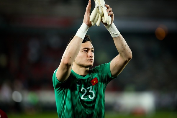 Dang Van Lam: 'Xa nha da lau, chung toi rat nho mon an Viet Nam' hinh anh