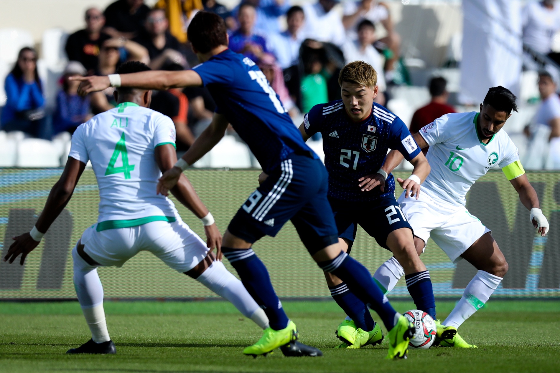 Sieu phong ngu Nhat Ban quat nga Saudi Arabia anh 4