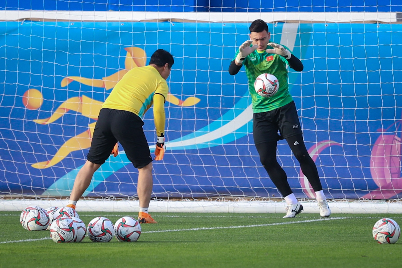 Tuyen Viet Nam tap buoi cuoi truoc tran Nhat Ban anh 9