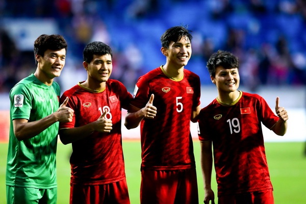 Viet Nam vs Nhat Ban: Tran dau lich su cua thay tro HLV Park hinh anh