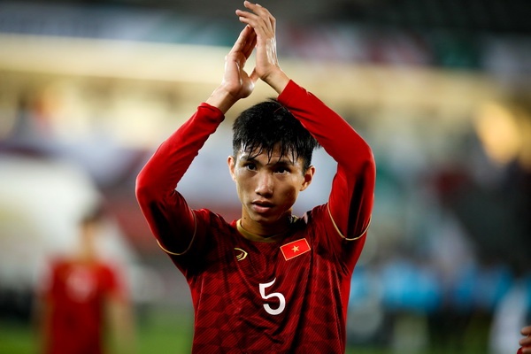 Khong co chuyen Doan Van Hau toi CLB Muangthong cung Dang Van Lam hinh anh