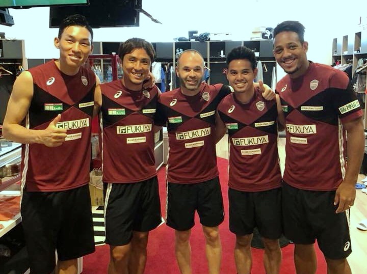 Văn Lâm đầy hy vọng vô địch Thái Lan ảnh 2 Van Lam day hy vong vo dich Thai Lan anh 2