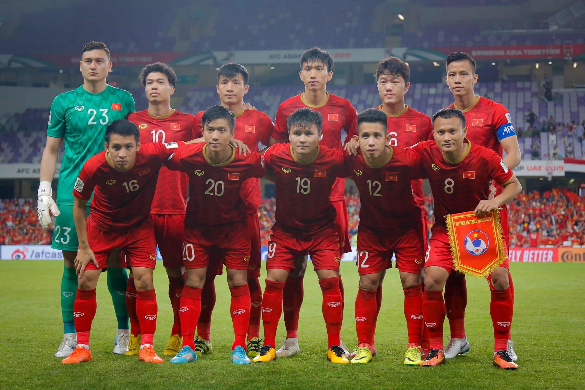 Bao nhieu nguoi hung Asian Cup du tuoi SEA Games anh 1