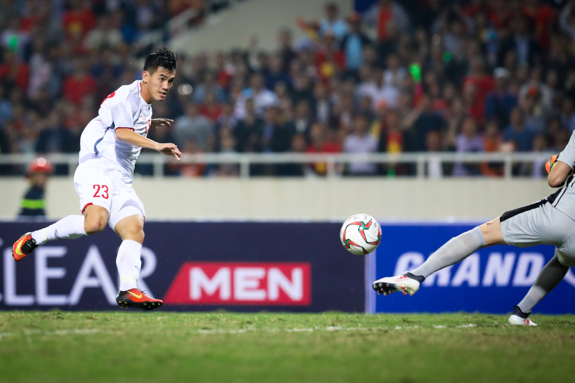 Bao nhieu nguoi hung Asian Cup du tuoi SEA Games anh 8