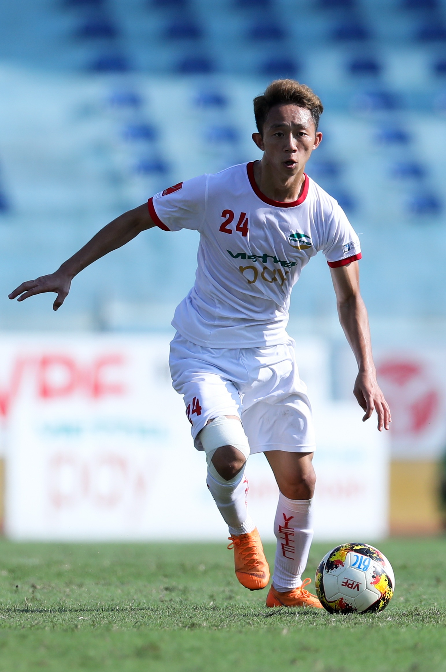 Doi hinh ngoi sao tuoi Hoi bong da Viet Nam anh 8