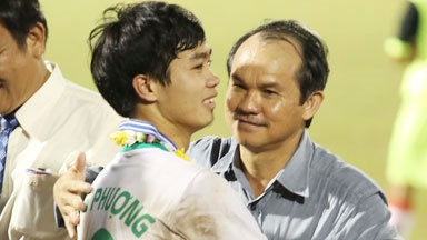 Cong Phuong sang Han Quoc: Thap lai giac mo cua bau Duc hinh anh