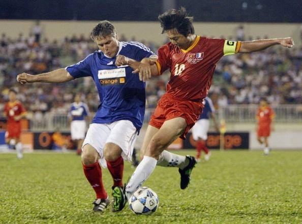 Bao nhieu cau thu Viet Nam choi nuoc ngoai? anh 4