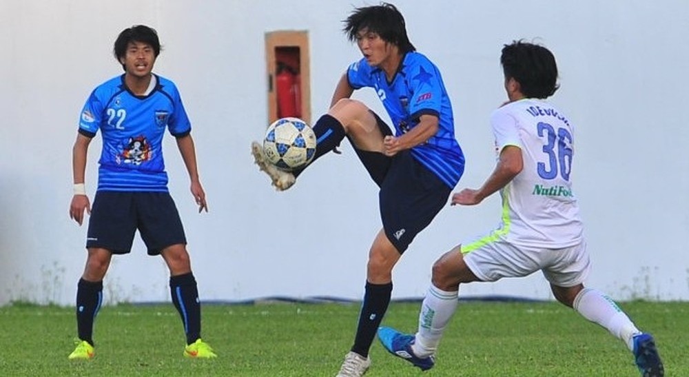 Bao nhieu cau thu Viet Nam choi nuoc ngoai? anh 7