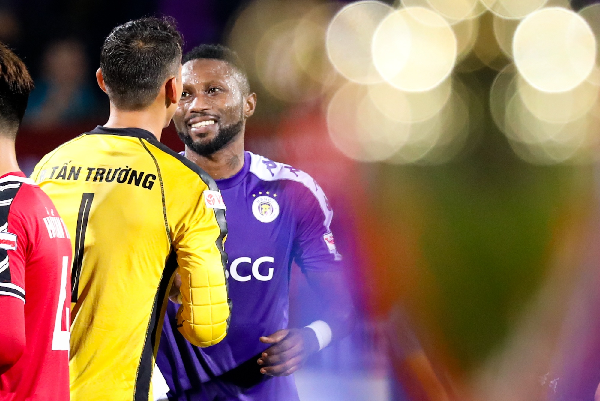 Doi hinh hai giup bau Hien nang cup anh 11