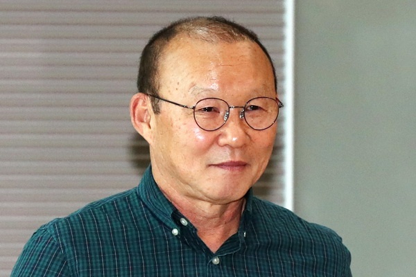 HLV Park: 'Khong the hoan vong loai U23 chau A de gap Han Quoc' hinh anh