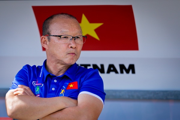 Nguoi dai dien giai thich ly do HLV Park Hang-seo khong du SEA Games hinh anh