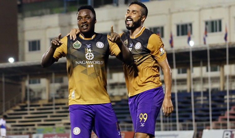 Doi thu CLB Ha Noi chua da tran nao 6 thang anh 1