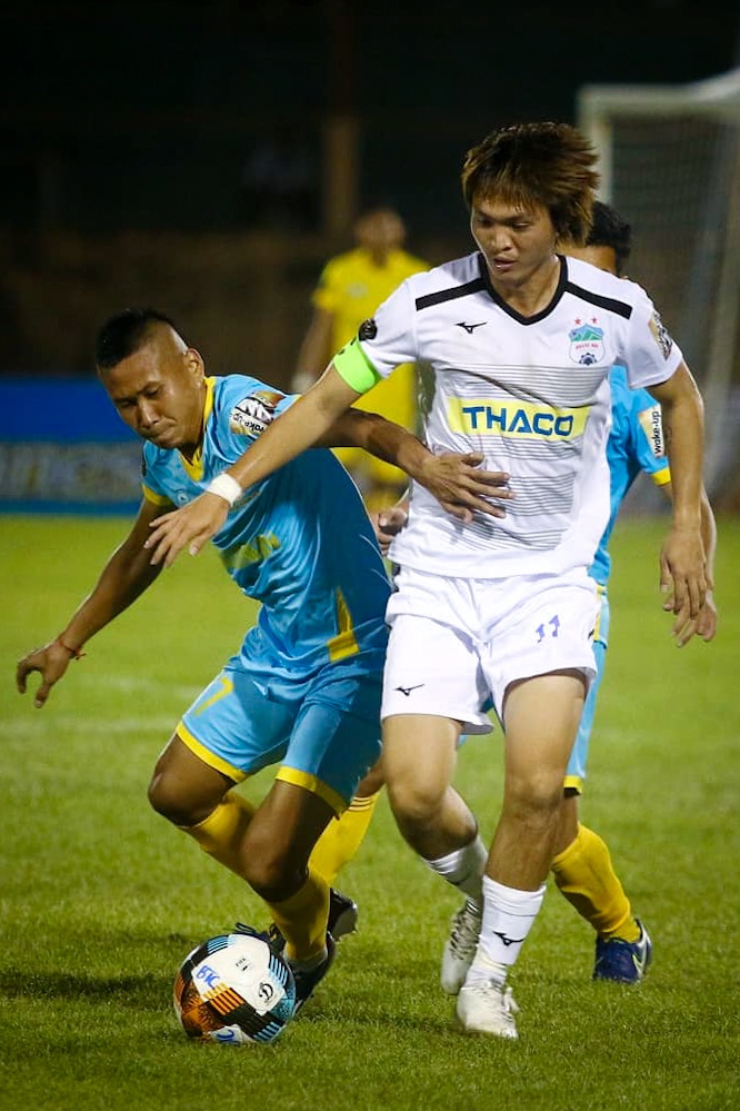 Tuyen thu Viet Nam the hien vong 1 anh 4