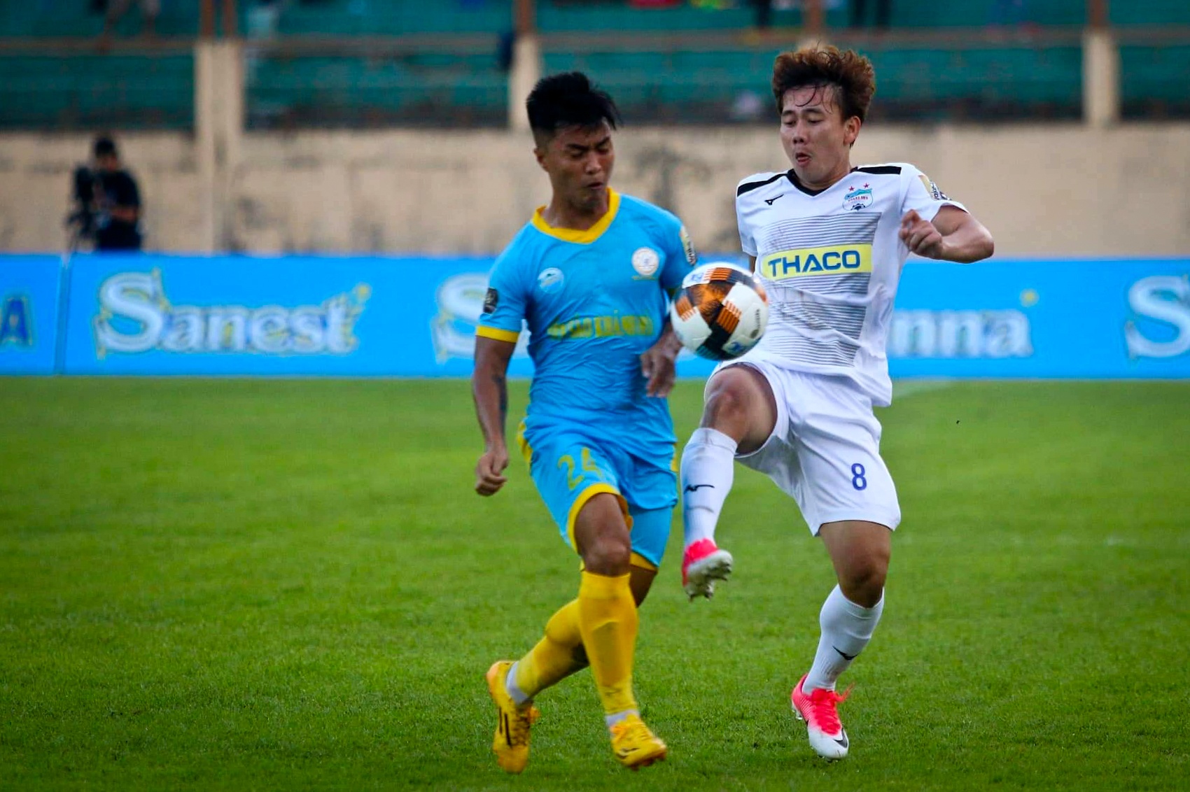 Tuyen thu Viet Nam the hien vong 1 anh 5