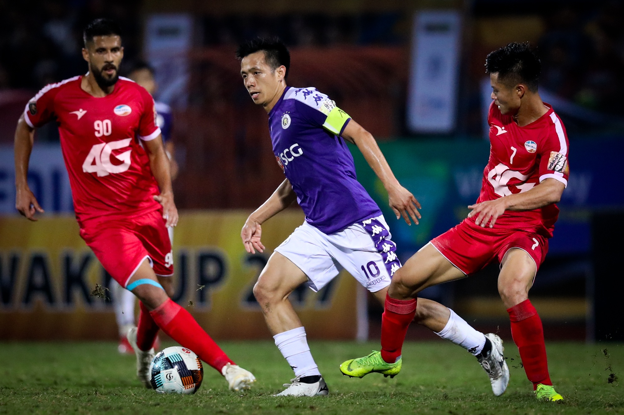 Que Ngoc Hai bao ve trong tai,  Van Quyet nhan the anh 8