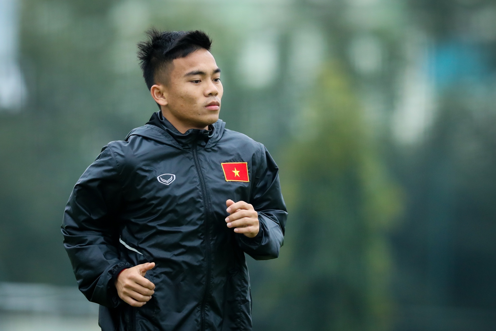 Trợ lý Lê Huy Khoa tái xuất ảnh 9 Tro ly Le Huy Khoa tai xuat anh 9