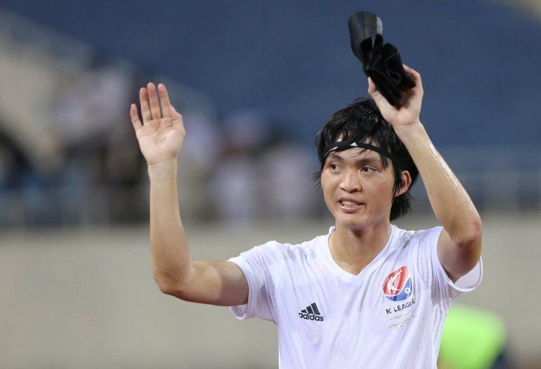 Van Hau nhung cau thu Viet Nam duoc the gioi de y anh 7