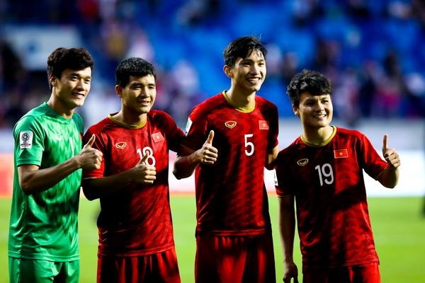 Quan ca phe chieu U23 Viet Nam vi muc dich thuong mai se phai xin phep hinh anh