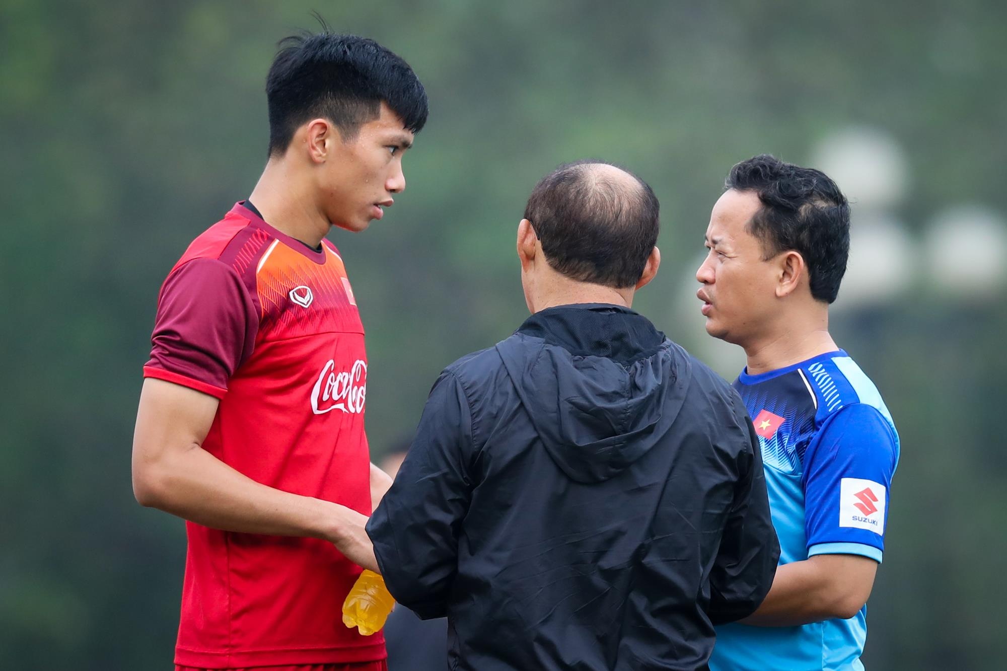 HLV Park Hang-seo dan rieng Bui Tien Dung anh 4