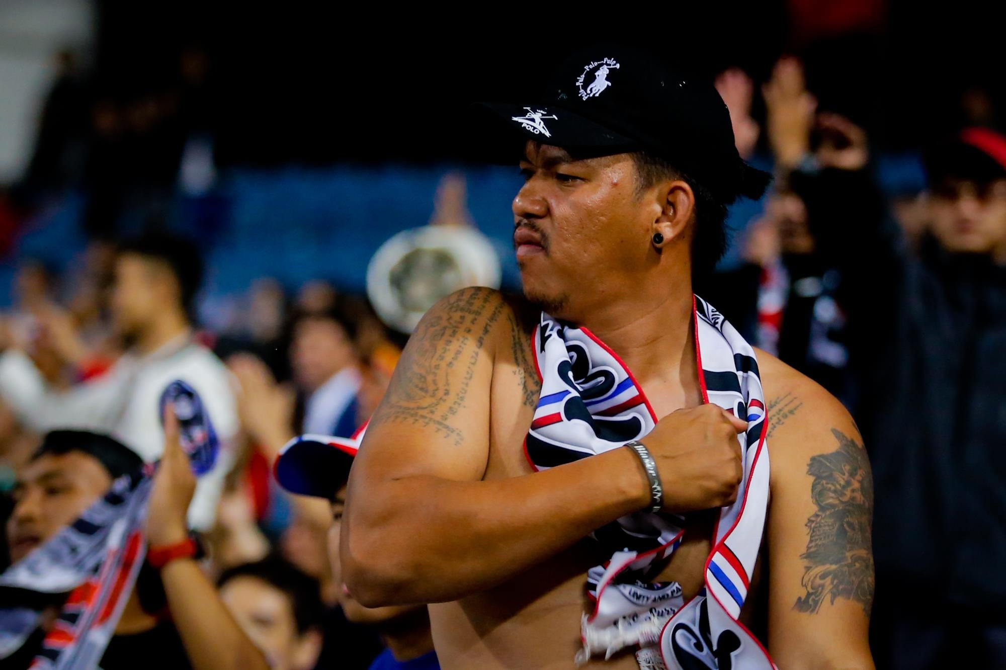 Nguoi Thai gat noi dau,  o ben canh U23 Thai Lan anh 7