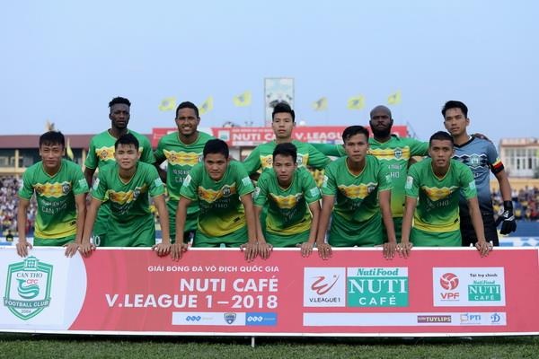 Cau thu Can Tho tu da vao luoi nha o cup quoc gia 2019 hinh anh