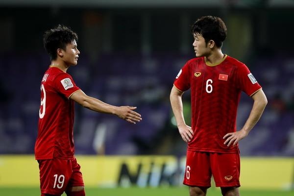 Vi sao Xuan Truong duoc dinh gia cao hon Quang Hai? hinh anh