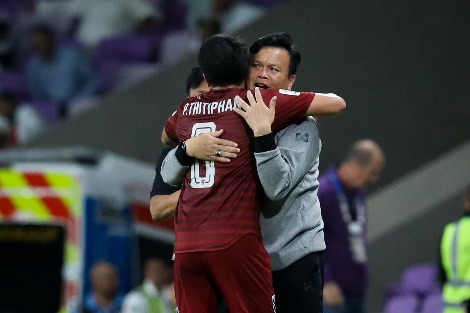 Vì sao HLV châu Âu từ chối Thái Lan ảnh 2 Vi sao HLV chau Au tu choi Thai Lan anh 2