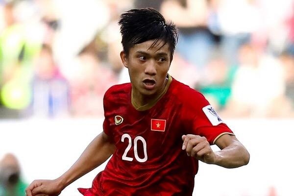 Phan Van Duc: Anh Van Quyen bao toi dung vap nga nhu cac anh nam xua hinh anh