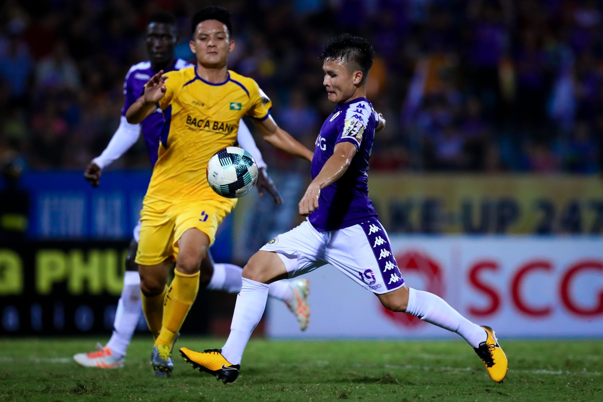 Quang Hai sang tao kieu an mung moi anh 2