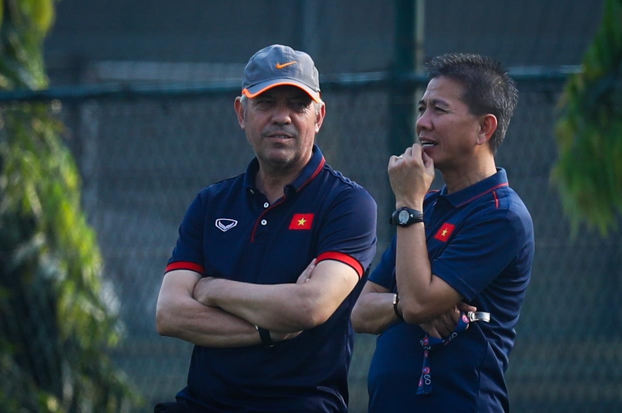 Cong Phuong chan thuong,  U18 Viet Nam mo chau A anh 3