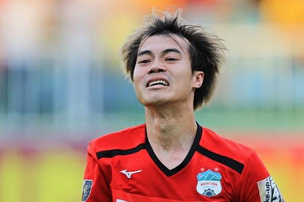 Van Toan khoi dau hay nhat su nghiep, dan dau Vua pha luoi V.League hinh anh