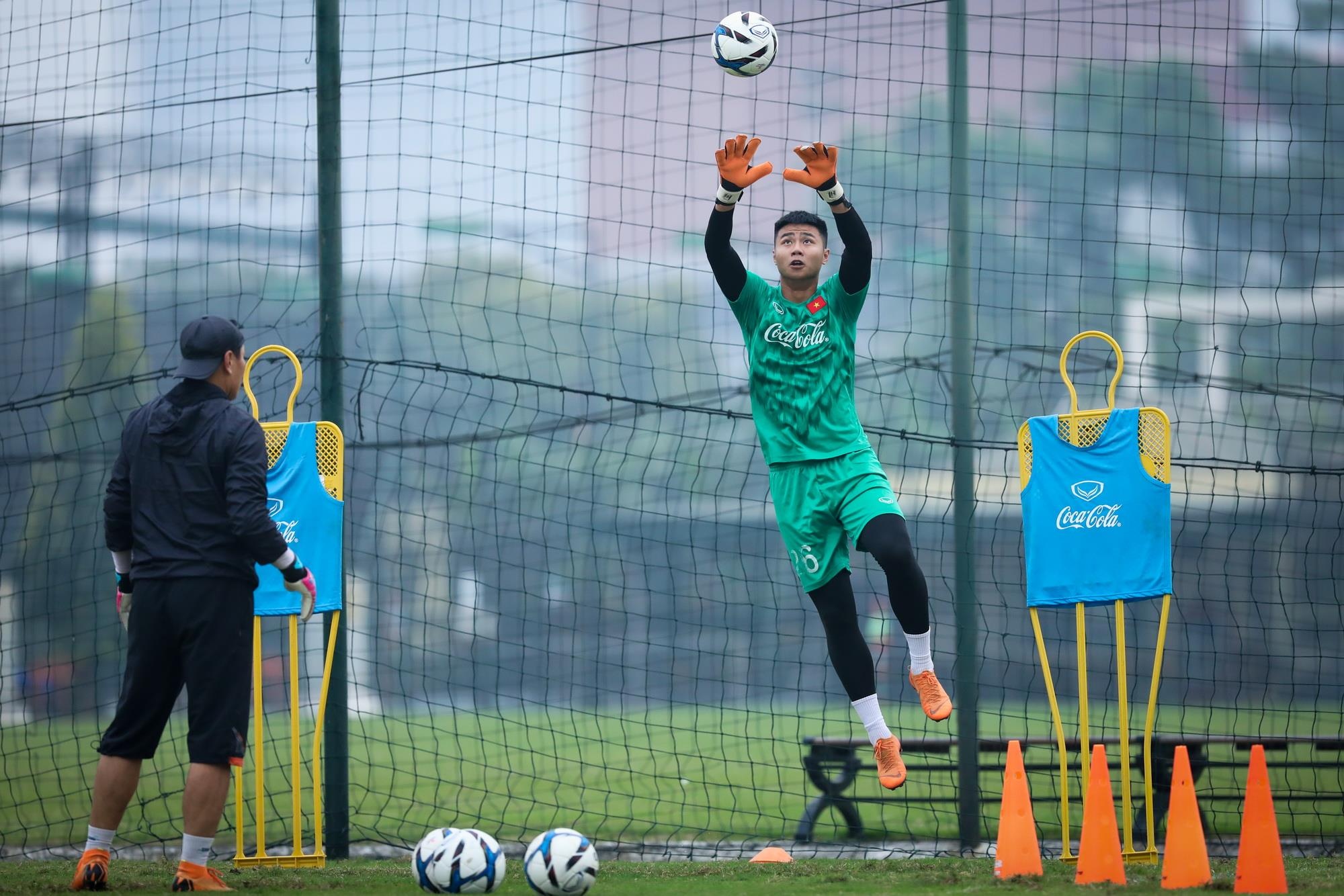 Van Toan 3 tran 2 lan thang phat den anh 2