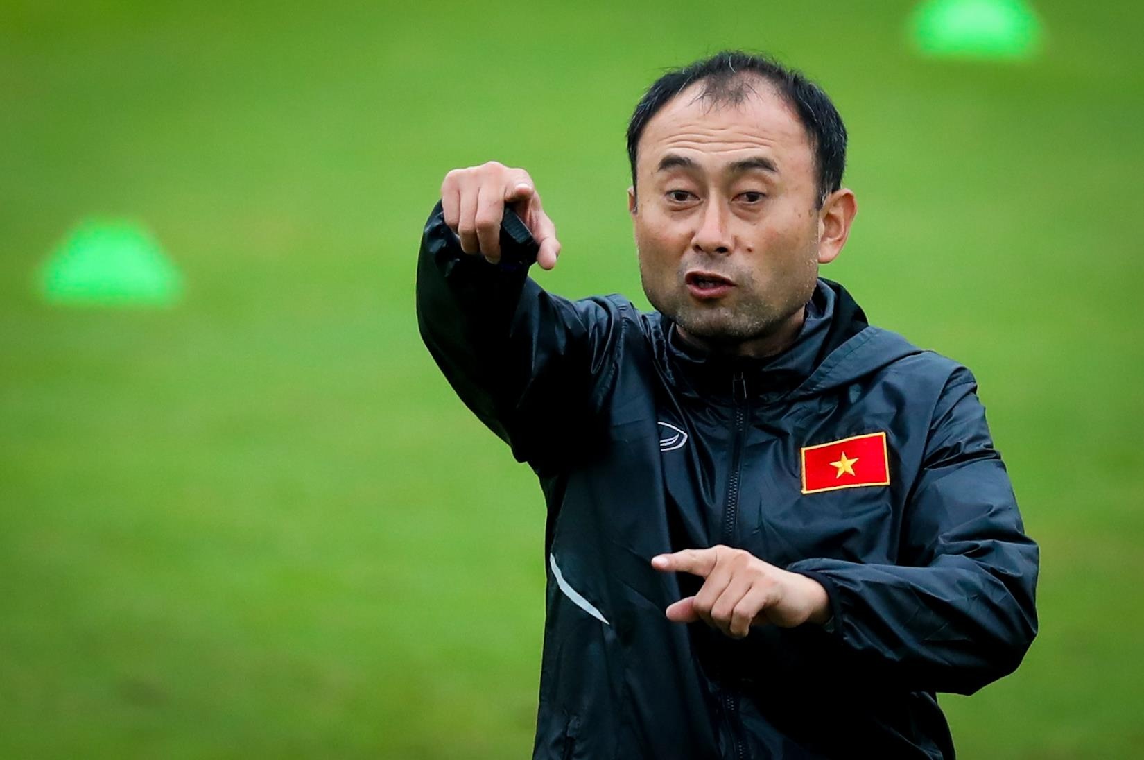 Nhung HLV Han Quoc khuynh dao bong da Viet Nam anh 6