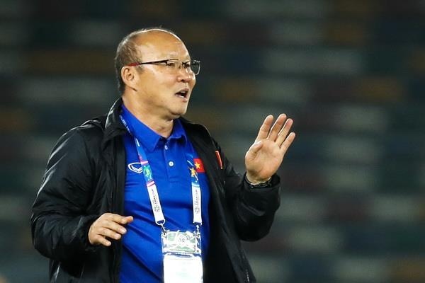 HLV Park Hang-seo co the ra nuoc ngoai kiem tra cau thu Viet kieu hinh anh