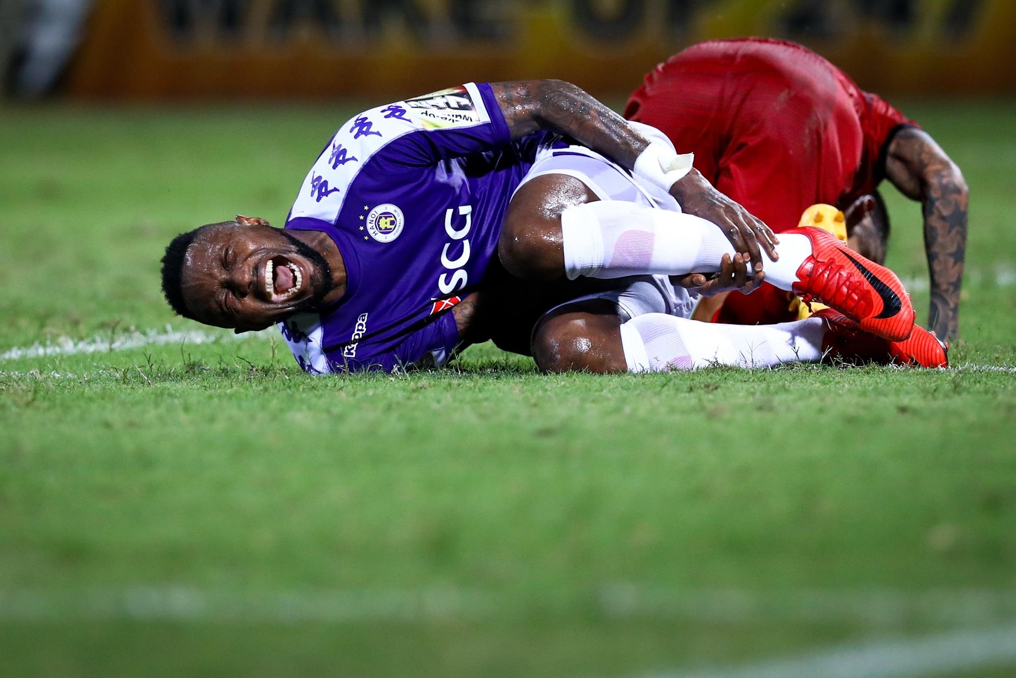 Quang Hai ruc sang anh 8