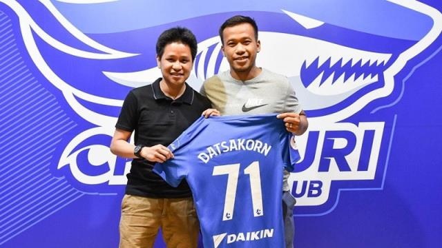 Huyen thoai Datsakorn Thonglao tro lai anh 1