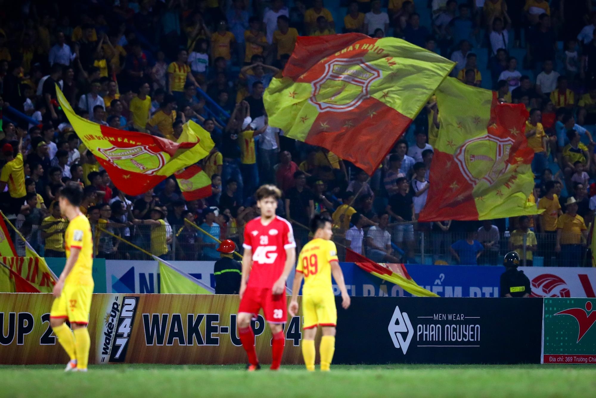 HAGL co con la doi bong nhieu CDV nhat? anh 10